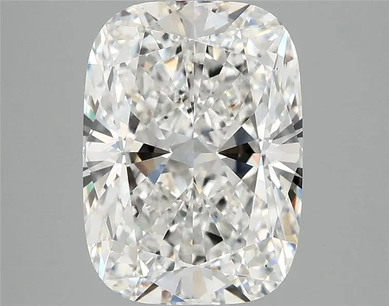 3.82ct Cushion modified Lab Grown Diamond (Colour E, Clarity VS1, IGI Certified)