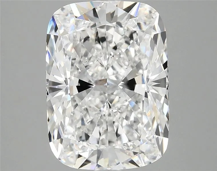 3.83ct Cushion modified Lab Grown Diamond (Colour E, Clarity VS1, IGI Certified)