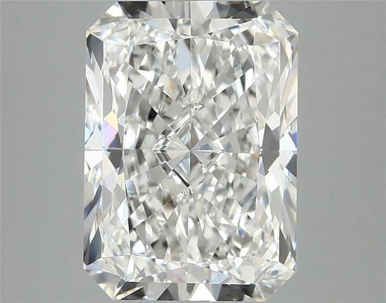 3.85ct Radiant Lab Grown Diamond (Colour F, Clarity VS1, IGI Certified)