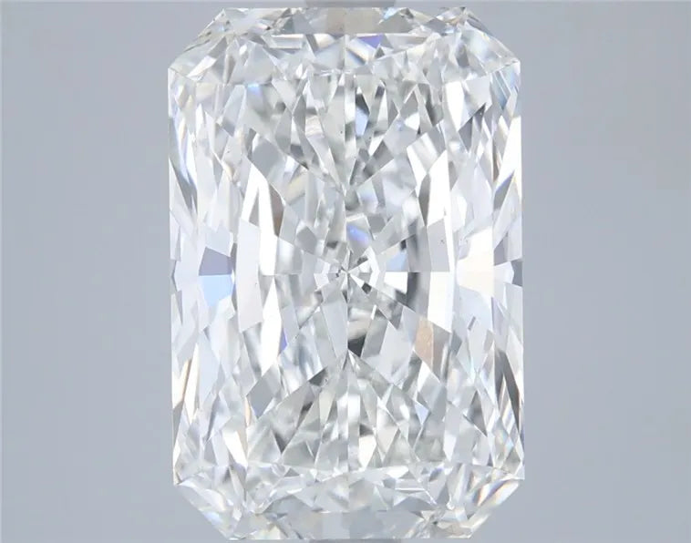 3.90ct Radiant Lab Grown Diamond (Colour F, Clarity VS1, IGI Certified)