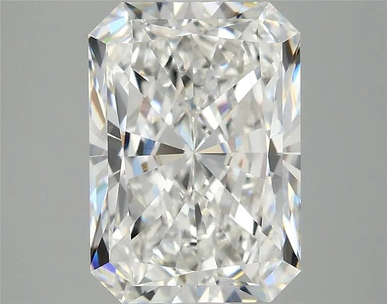 3.08ct Radiant Lab Grown Diamond (Colour E, Clarity VVS2, IGI Certified)