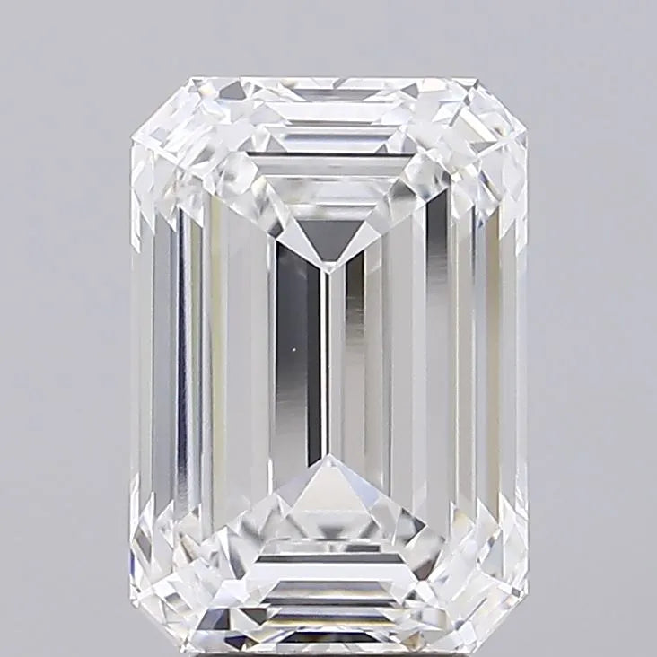 5.51ct Emerald Lab Grown Diamond (Colour E, Clarity VVS1, IGI Certified)