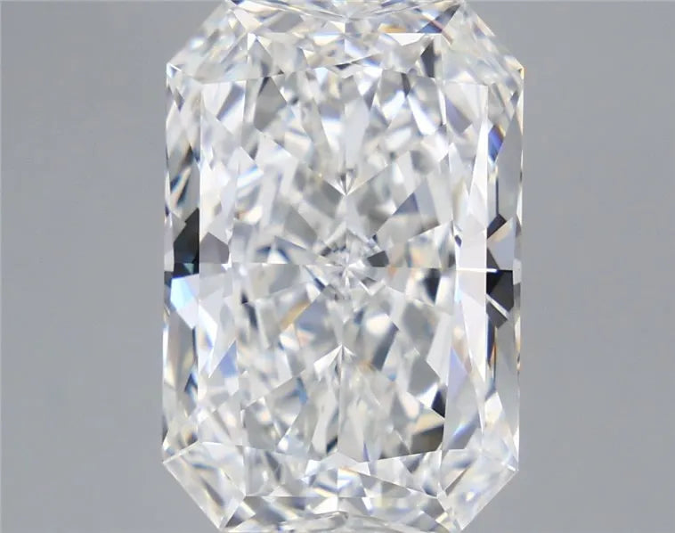 7.97ct Radiant Lab Grown Diamond (Colour F, Clarity VVS2, IGI Certified)