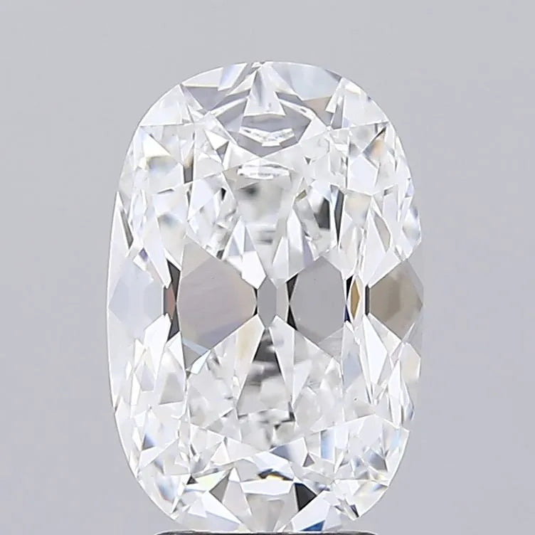 4.01ct Cushion brilliant Lab Grown Diamond (Colour E, Clarity VVS2, IGI Certified)