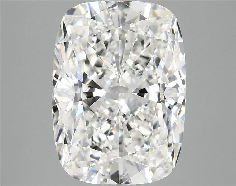 4.01ct Cushion modified Lab Grown Diamond (Colour F, Clarity VVS2, IGI Certified)