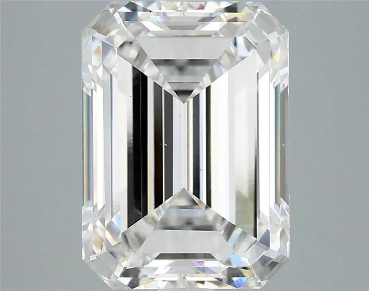 4.02ct Emerald Lab Grown Diamond (Colour E, Clarity VS2, IGI Certified)
