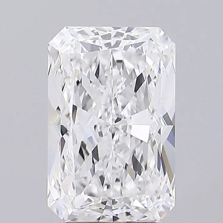 4.02ct Radiant Lab Grown Diamond (Colour D, Clarity VVS2, IGI Certified)