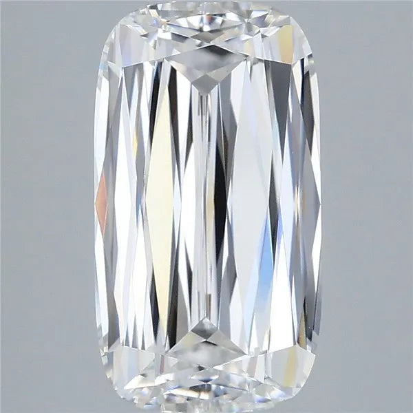 4.05ct Cushion modified Lab Grown Diamond (Colour E, Clarity VVS2, IGI Certified)