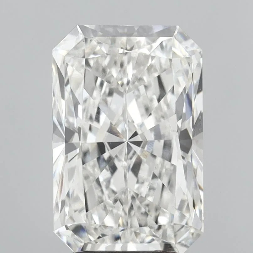 4.07ct Radiant Lab Grown Diamond (Colour F, Clarity VS2, IGI Certified)