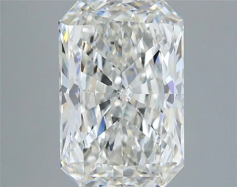 4.07ct Radiant Lab Grown Diamond (Colour G, Clarity VS1, IGI Certified)