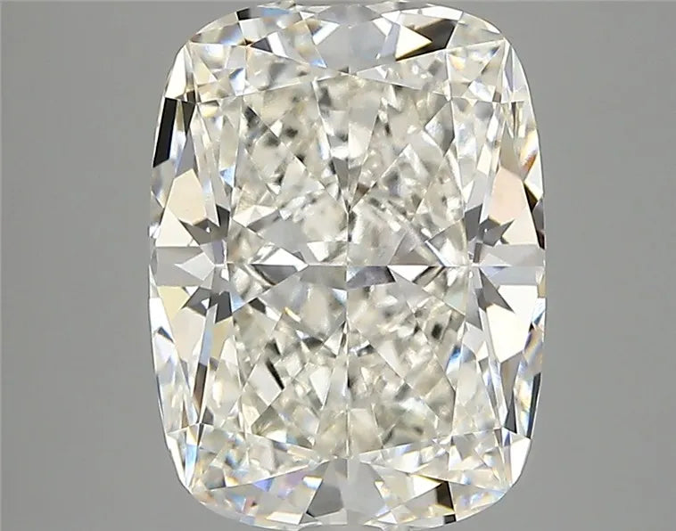 4.08ct Cushion modified Lab Grown Diamond (Colour G, Clarity VVS2, IGI Certified)