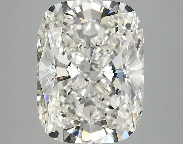 4.09ct Cushion modified Lab Grown Diamond (Colour G, Clarity VVS2, IGI Certified)