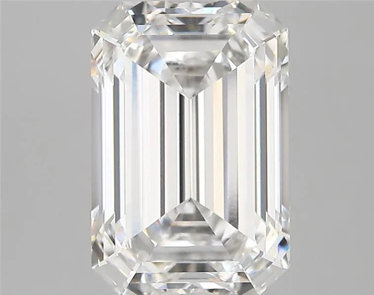 4.10ct Emerald Lab Grown Diamond (Colour E, Clarity VVS1, IGI Certified)