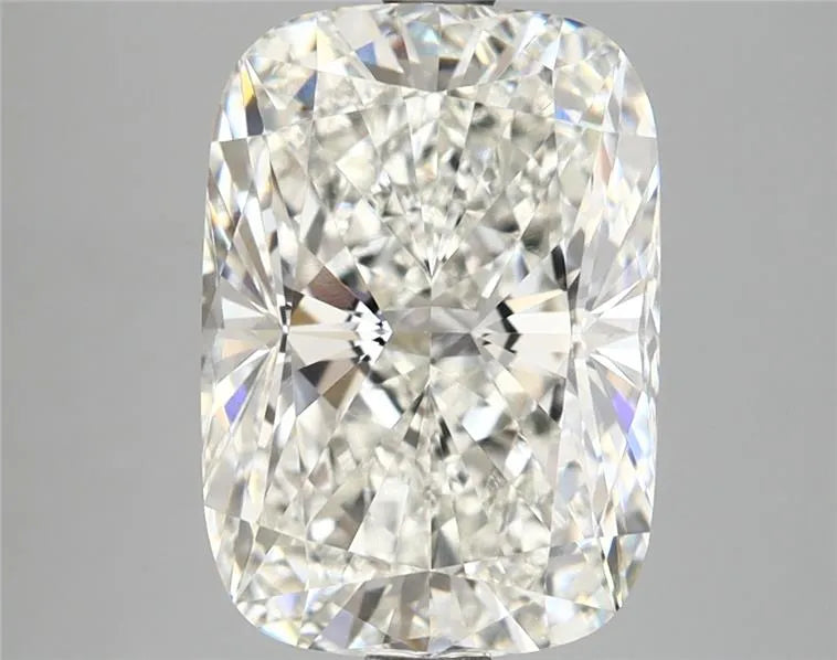 4.15ct Cushion modified Lab Grown Diamond (Colour G, Clarity VVS2, IGI Certified)