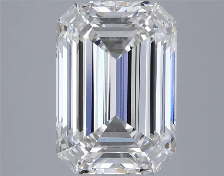 4.15ct Emerald Lab Grown Diamond (Colour F, Clarity VVS2, IGI Certified)