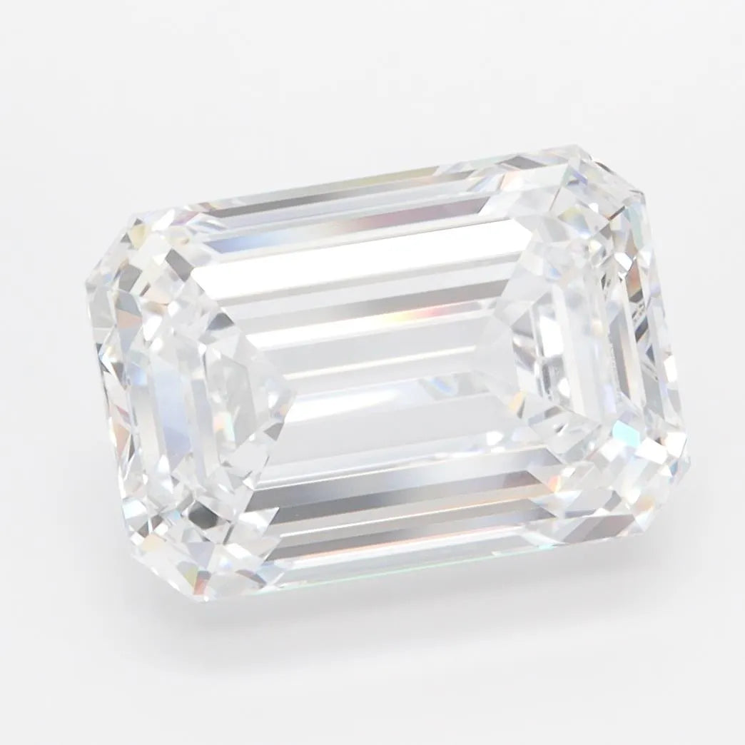 4.33ct Emerald Lab Grown Diamond (Colour D, Clarity VVS1, IGI Certified)