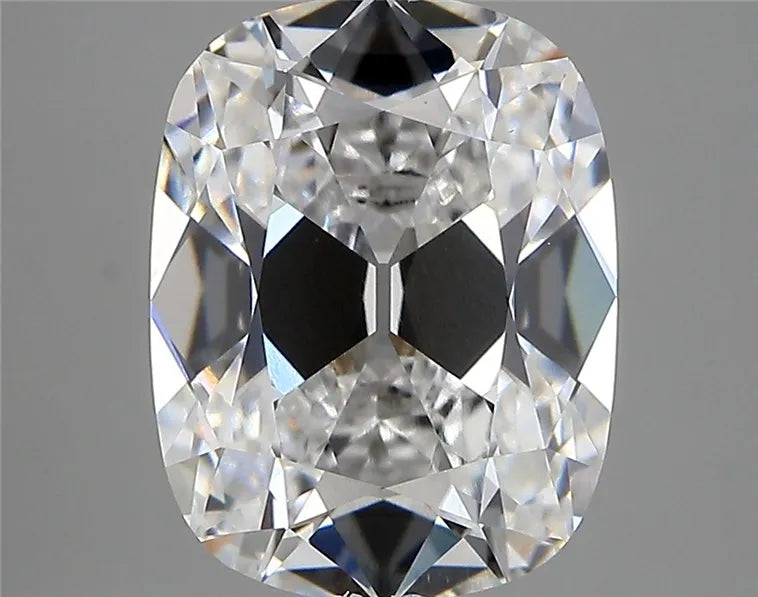 4.35ct Cushion modified Lab Grown Diamond (Colour E, Clarity VVS2, IGI Certified)