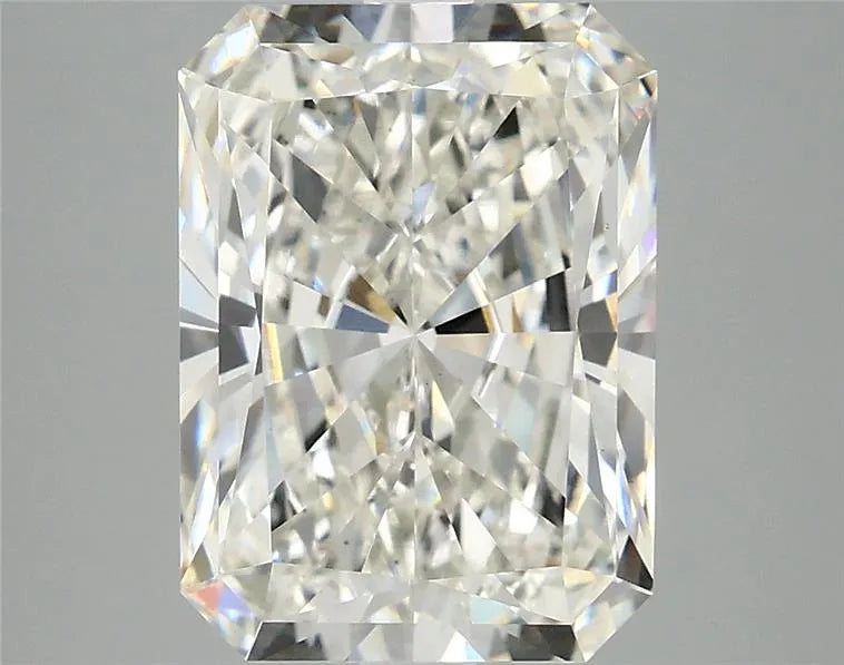 4.43ct Radiant Lab Grown Diamond (Colour G, Clarity VS1, IGI Certified)