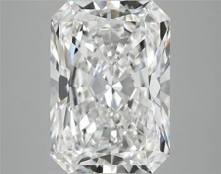 4.88ct Radiant Lab Grown Diamond (Colour E, Clarity VS1, IGI Certified)