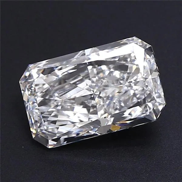 5.00ct Radiant Lab Grown Diamond (Colour F, Clarity VVS2, IGI Certified)