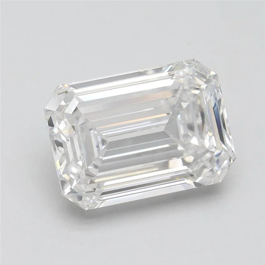 5.07ct Emerald Lab Grown Diamond (Colour D, Clarity VVS2, IGI Certified)