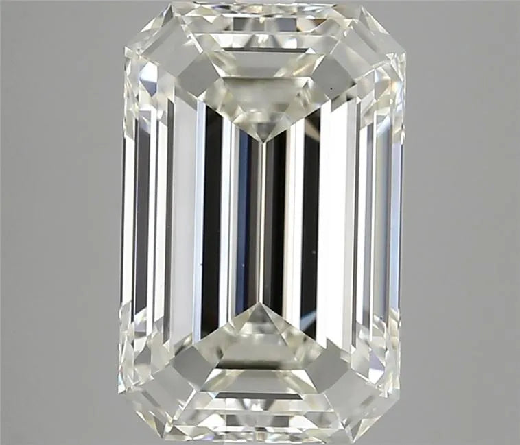 6.01ct Emerald Natural Diamond (Colour H, Clarity VS1, Cut VG, IGI Certified)