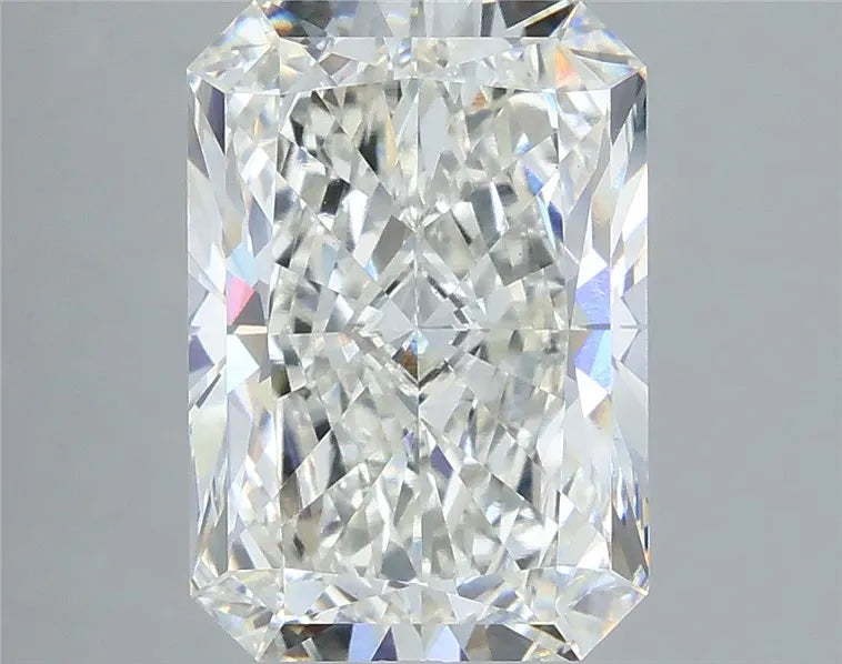 6.18ct Radiant Lab Grown Diamond (Colour F, Clarity VVS2, IGI Certified)