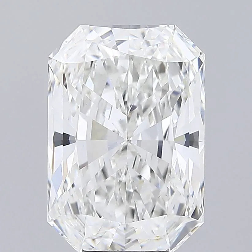 6.99ct Radiant Lab Grown Diamond (Colour F, Clarity VVS2, IGI Certified)