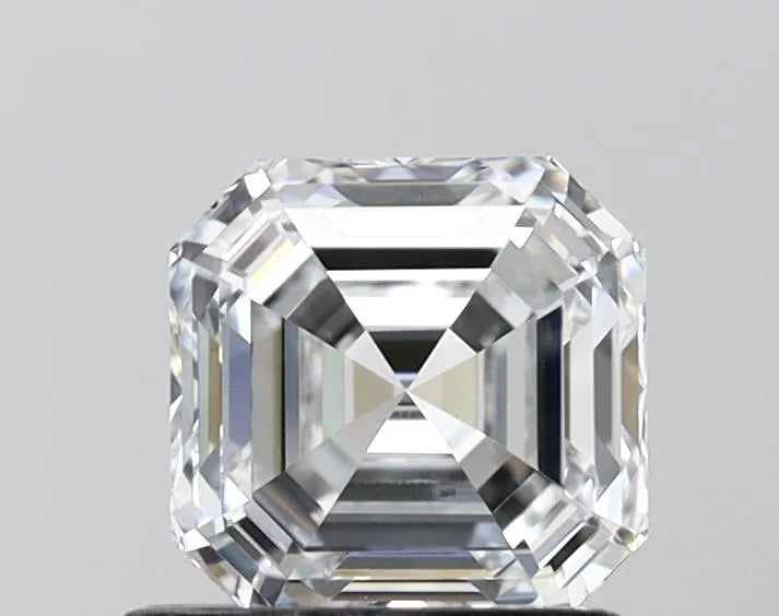 0.99ct Square emerald Lab Grown Diamond (Colour D, Clarity VVS2, IGI Certified)