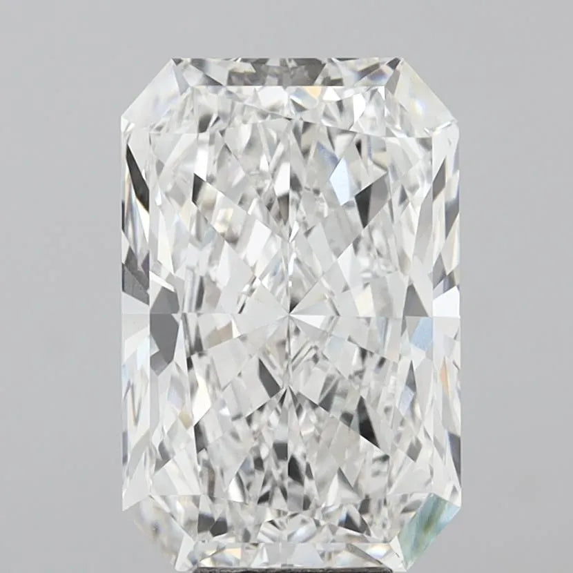 9.01ct Radiant Lab Grown Diamond (Colour E, Clarity VVS2, IGI Certified)