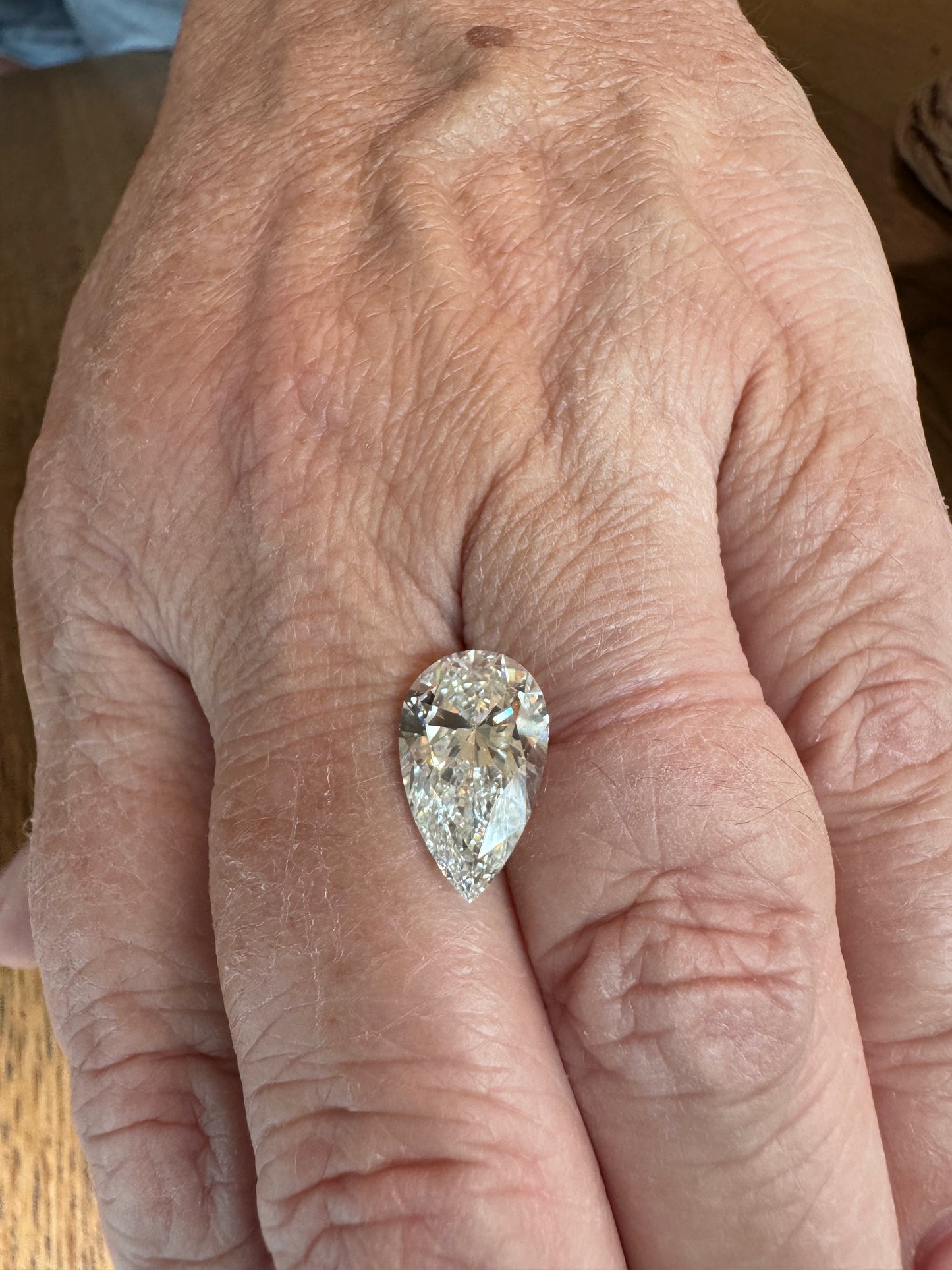 5.09ct Pear Cut Lab Grown Diamond (Color: G Clarity: VS1)