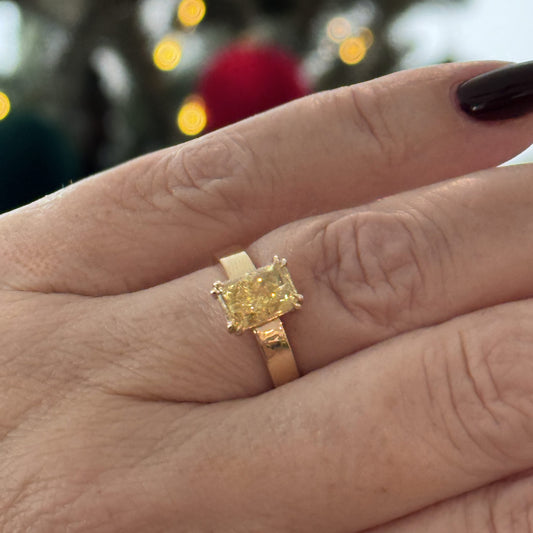 The Cameran - 3.5 mm Flat Band - Setting Only