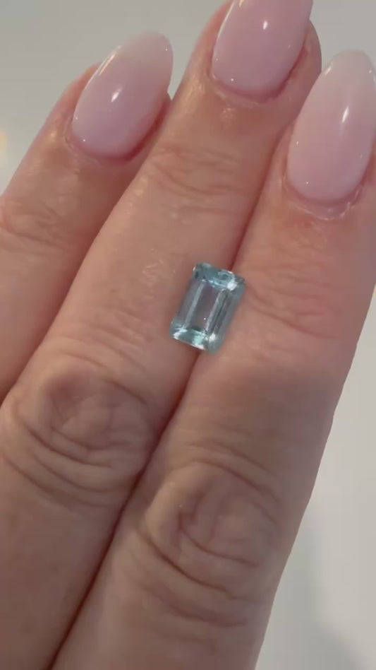 2.69 ct Aquamarine Emerald Cut