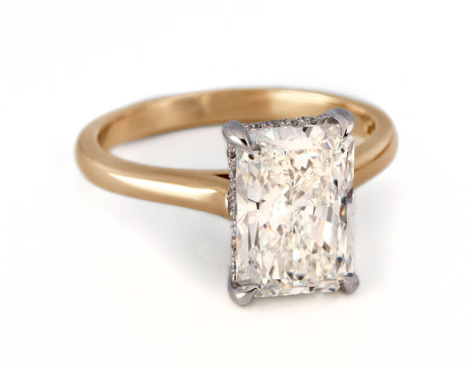 The Jenna - A Modern Classic with a Hidden Halo Solitaire