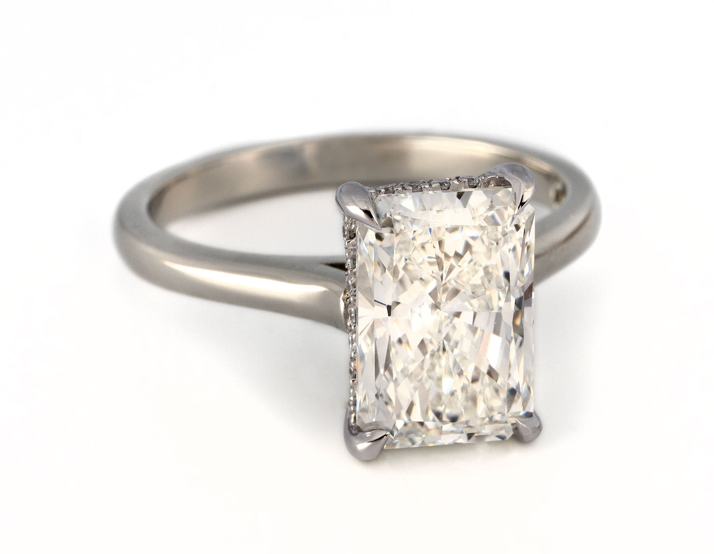 The Jenna - A Modern Classic with a Hidden Halo Solitaire