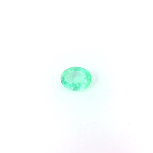 0.28ct Oval Natural Emerald (Colour Green, Clarity Slightly Included, Cut Faceted)