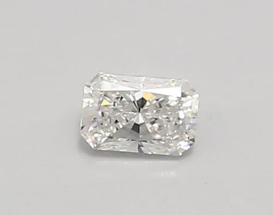 0.30ct Radiant Lab Grown Diamond (Colour E, Clarity VVS1, IGI Certified)