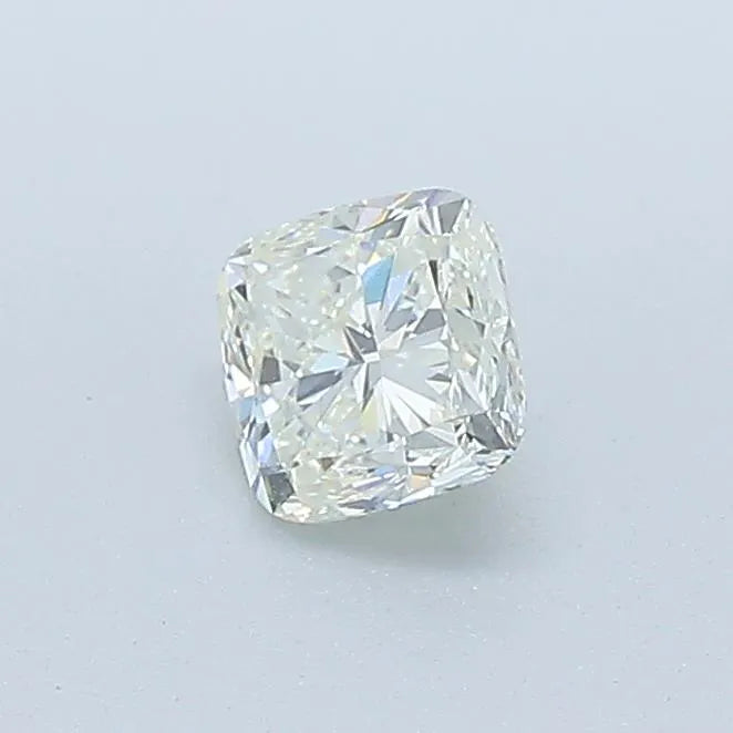 0.37ct Cushion brilliant Natural Diamond (Colour L, Clarity VVS2, GIA Certified)