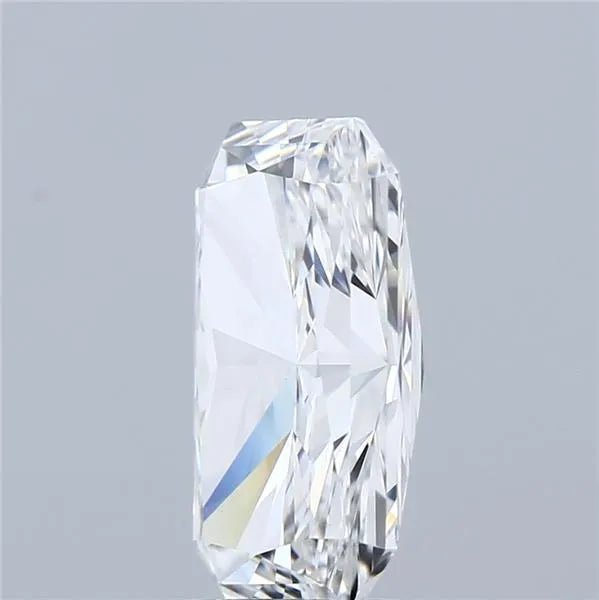 3.54ct Radiant Lab Grown Diamond (Colour E, Clarity VS1, IGI Certified)