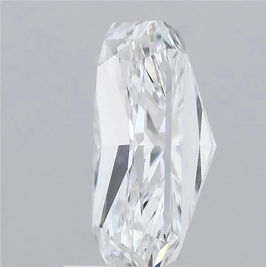 3.24ct Radiant Lab Grown Diamond (Colour D, Clarity VVS2, IGI Certified)