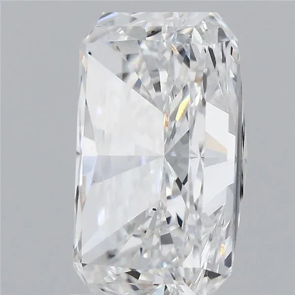 3.50ct Radiant Lab Grown Diamond (Colour D, Clarity SI1, IGI Certified)