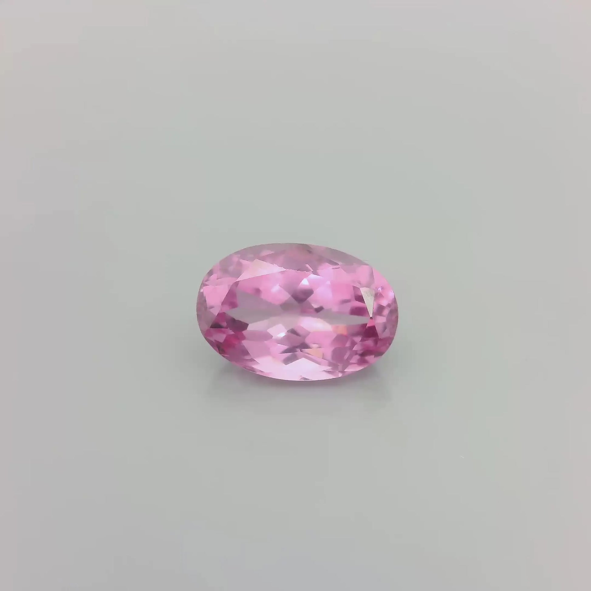 1.54ct Oval Natural Spinel (Colour Pink, Clarity Eye Clean, Cut Faceted)