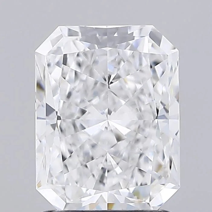 1.54ct Radiant Lab Grown Diamond (Colour D, Clarity VVS2, IGI Certified)