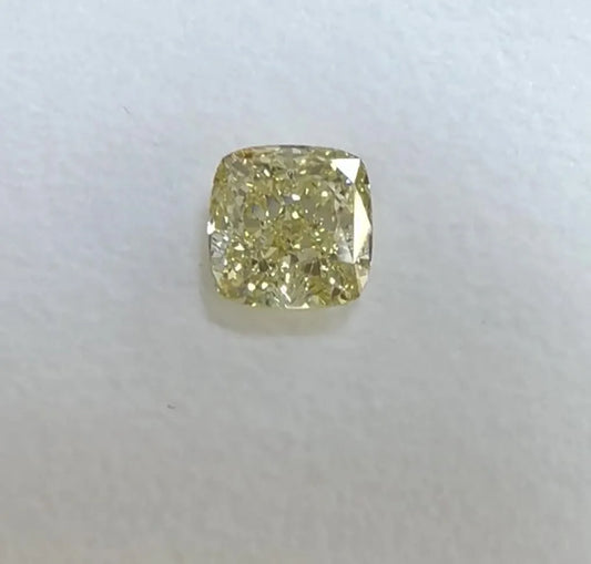 1.55ct Cushion brilliant Natural Diamond (Colour Fancy Brownish Yellow, Clarity VVS2, GIA Certified)