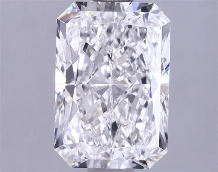 1.74ct Radiant Lab Grown Diamond (Colour E, Clarity VS1, IGI Certified)