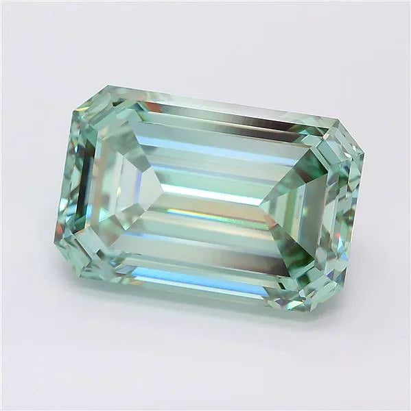 10.11ct Emerald Lab Grown Diamond (Colour Fancy Intense Green, Clarity VVS2, IGI Certified)