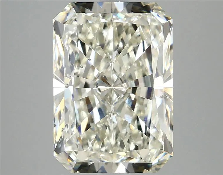 4.20ct Radiant Lab Grown Diamond (Colour I, Clarity VS2, IGI Certified)