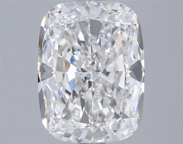 3.01ct Cushion modified Lab Grown Diamond (Colour E, Clarity VS1, IGI Certified)