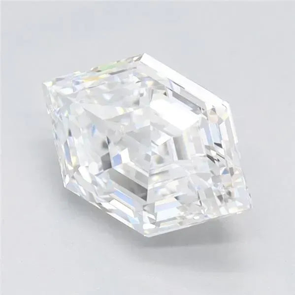 2.53ct Hexagonal Lab Grown Diamond (Colour E, Clarity VVS2, IGI Certified)