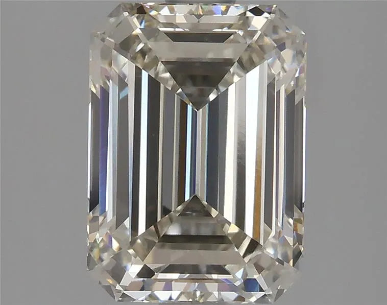 2.30ct Emerald Lab Grown Diamond (Colour I, Clarity VVS2, IGI Certified)